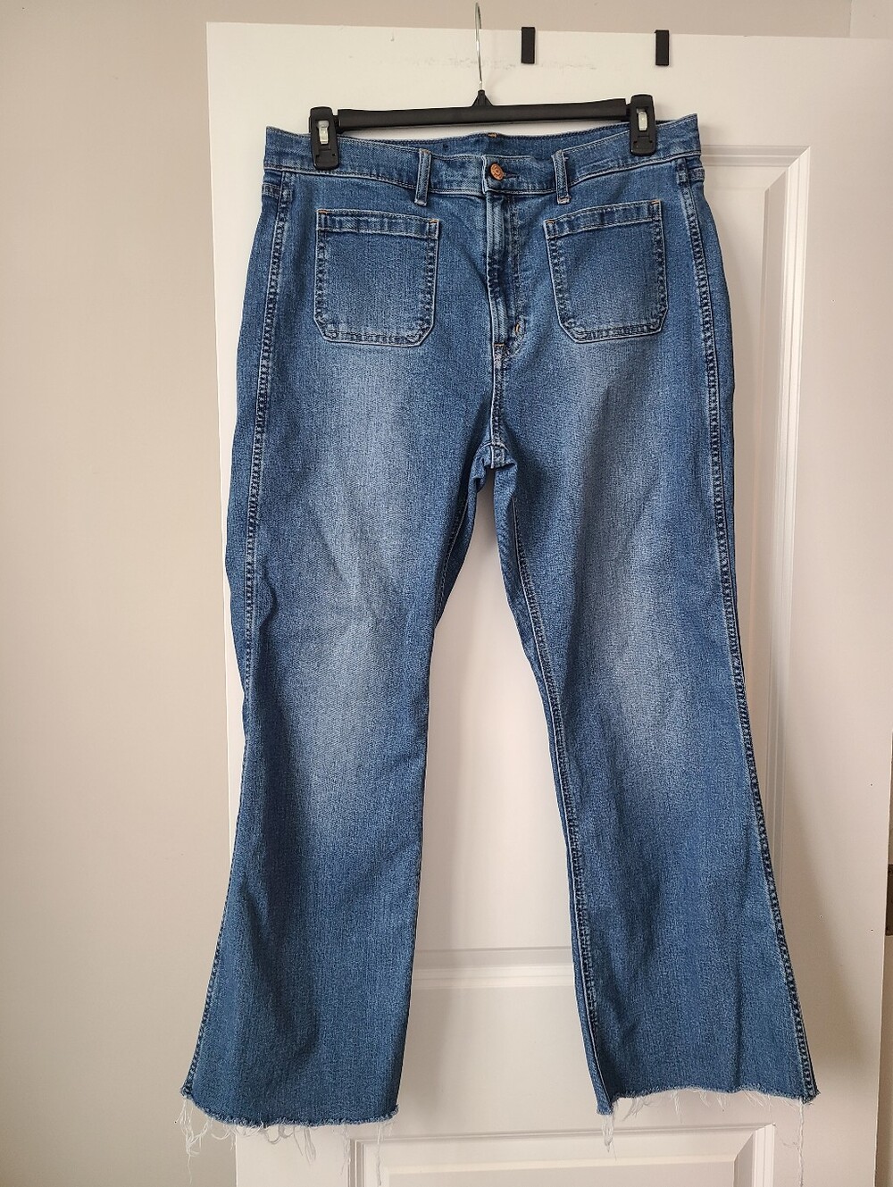 Gap Patch Pocket 70's Flare High Rise Jeans